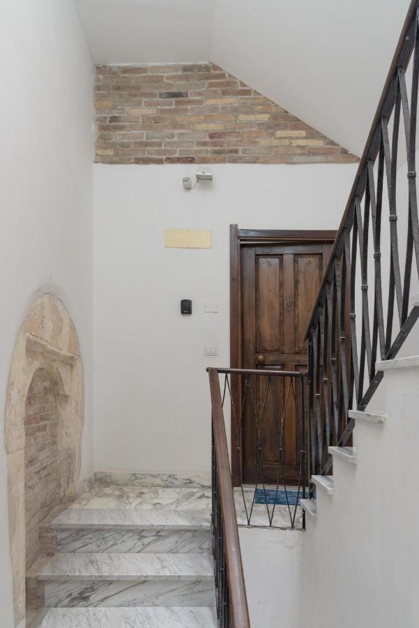 Piazzetta San Domenico *